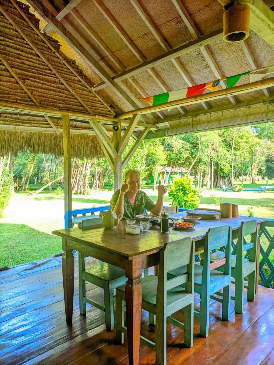 Pandang 4 Pohon - Les 4 Arbres B&B 외부 사진